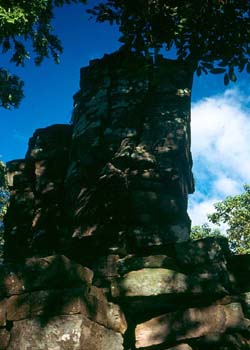 Banteay Chhmar Face, Siem Reap, Cambodia - Hanuman Tourism Voyages